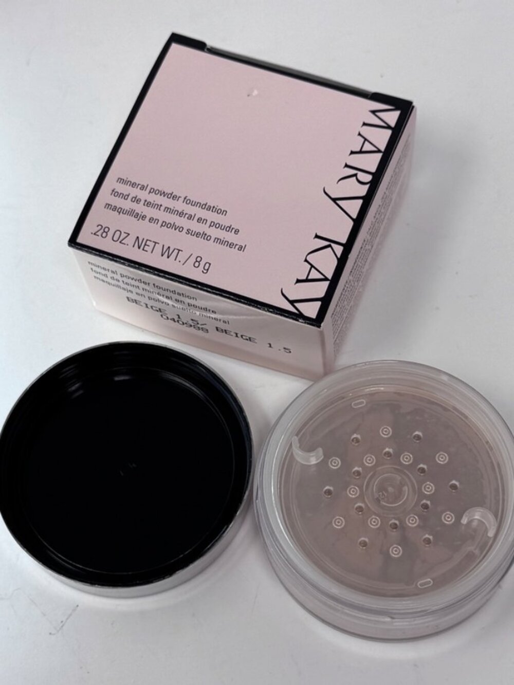 Mary Kay Mineral Powder Foundation BEIGE 1.5  #040988 NEW